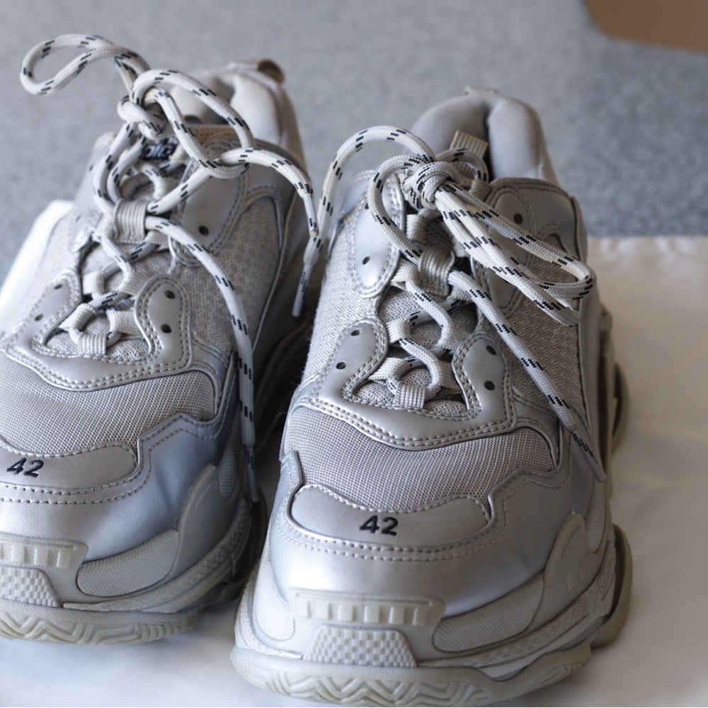 Balenciaga Silver Sneakers - Picture 9 of 10